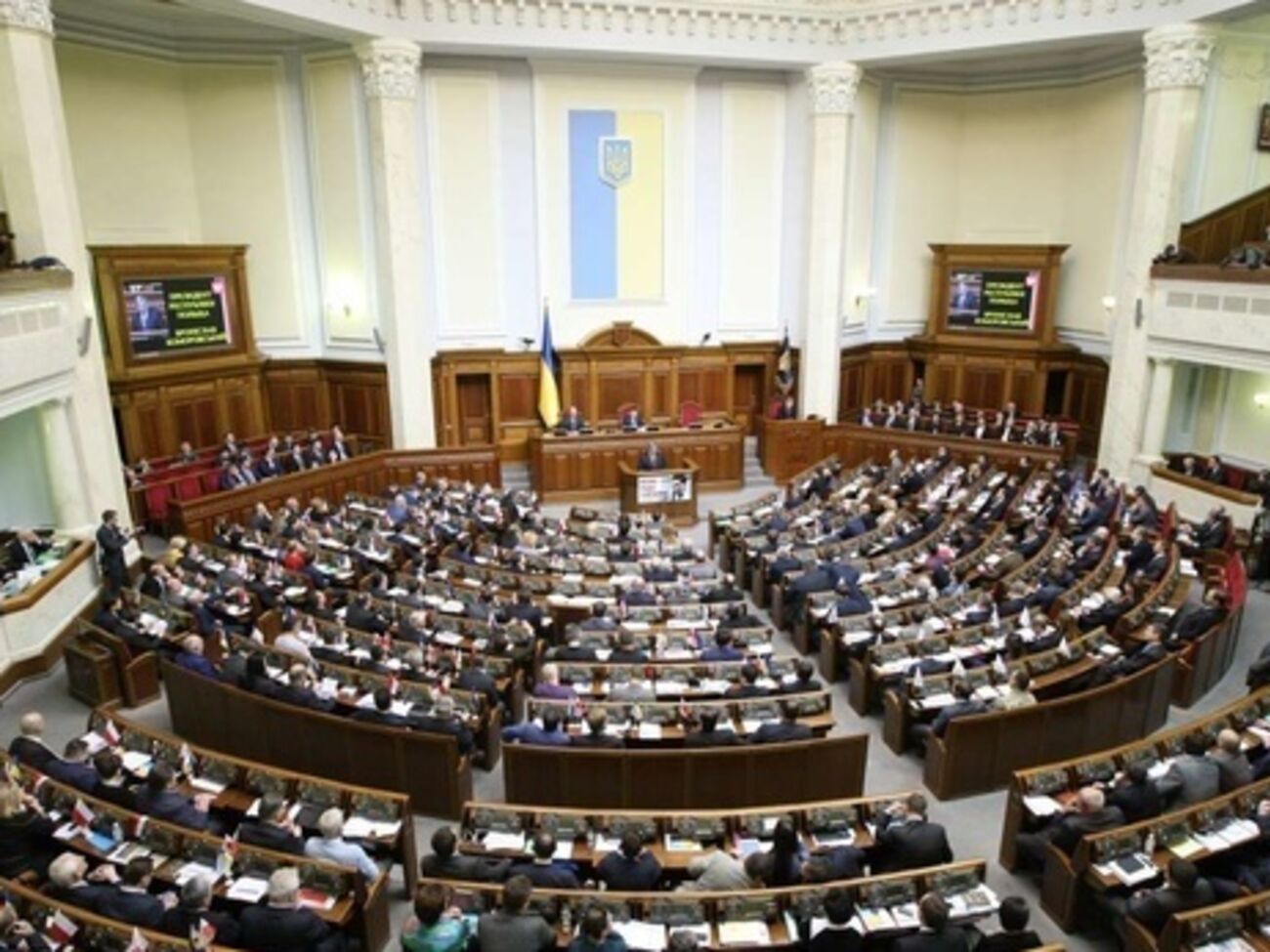 Некоторые политические силы заинтересованы в досрочных выборах в Раду