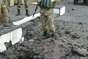Последствия обстрела шахты "Южная"