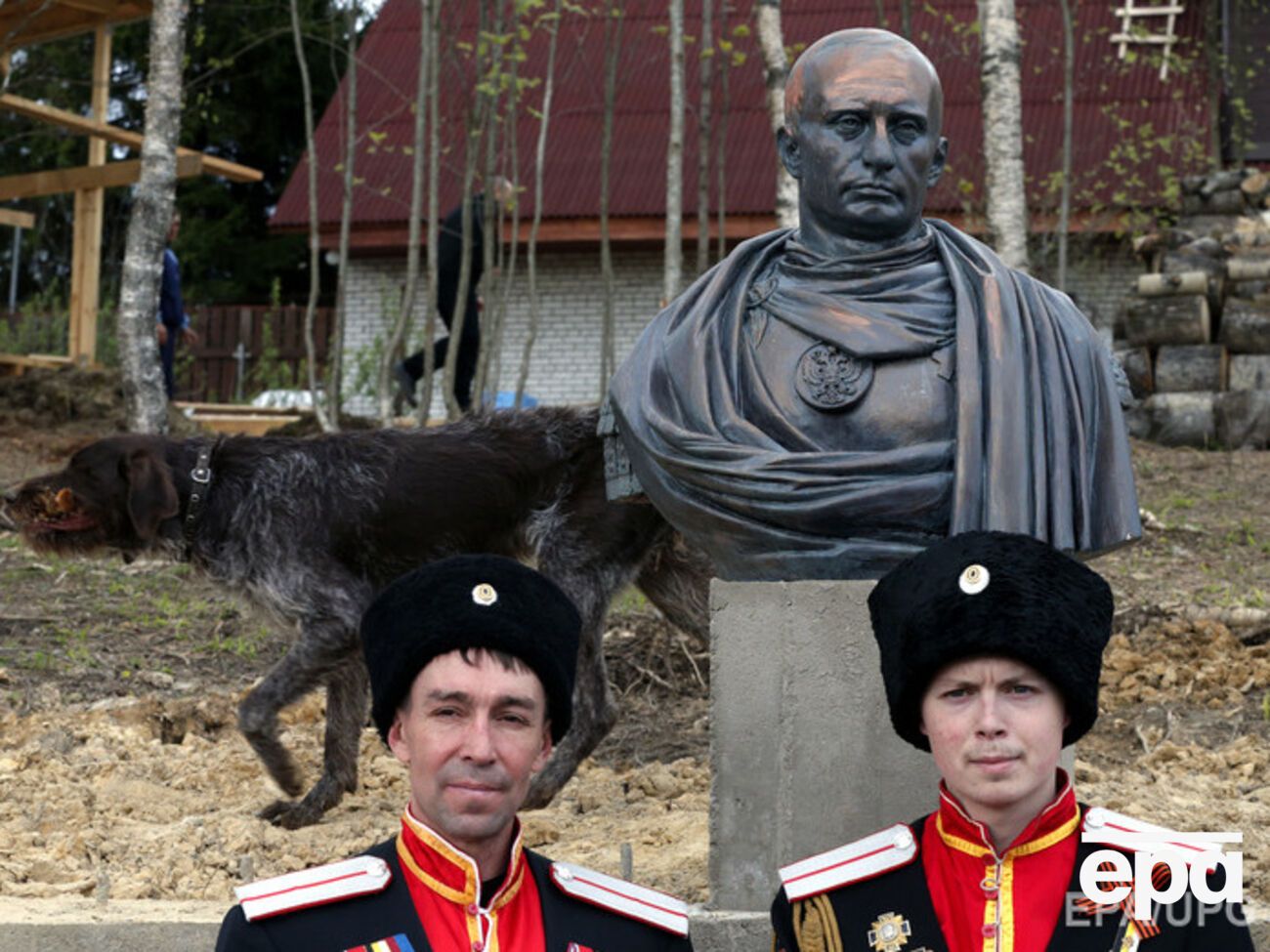 Поставить Путину памятник при жизни казаков вдохновила аннексия Крыма