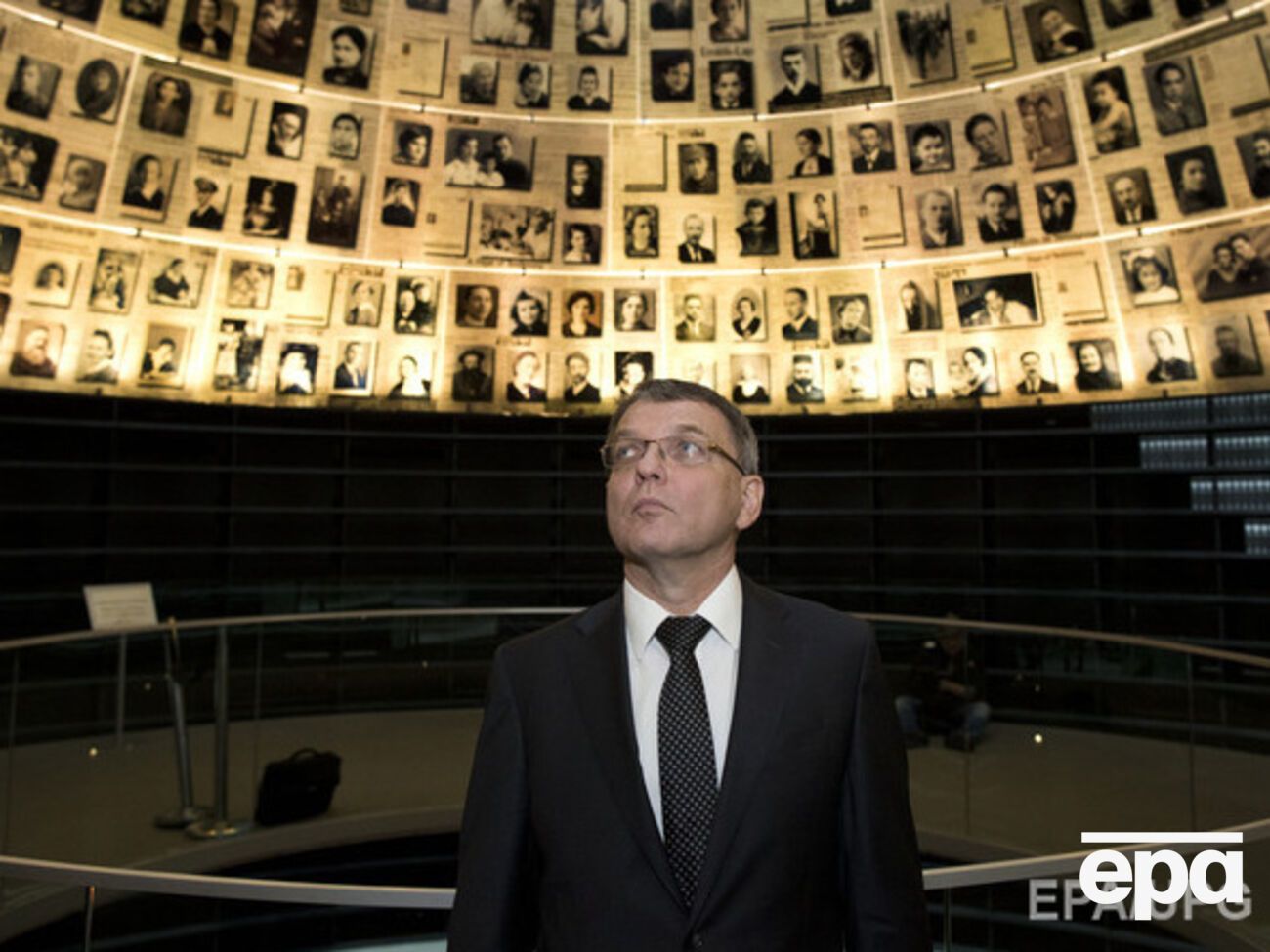 Заоралек считает, что главари боевиков не смогут выиграть на свободных выборах