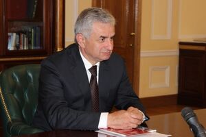 Ходжимба заявил, что непризнанная Абхазия не признает независимость "ДНР"