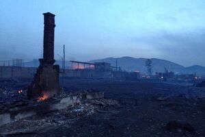 В результате сильных пожаров в Хакасии пострадали около 1,3 тыс. строений более чем в 20 населенных пунктах