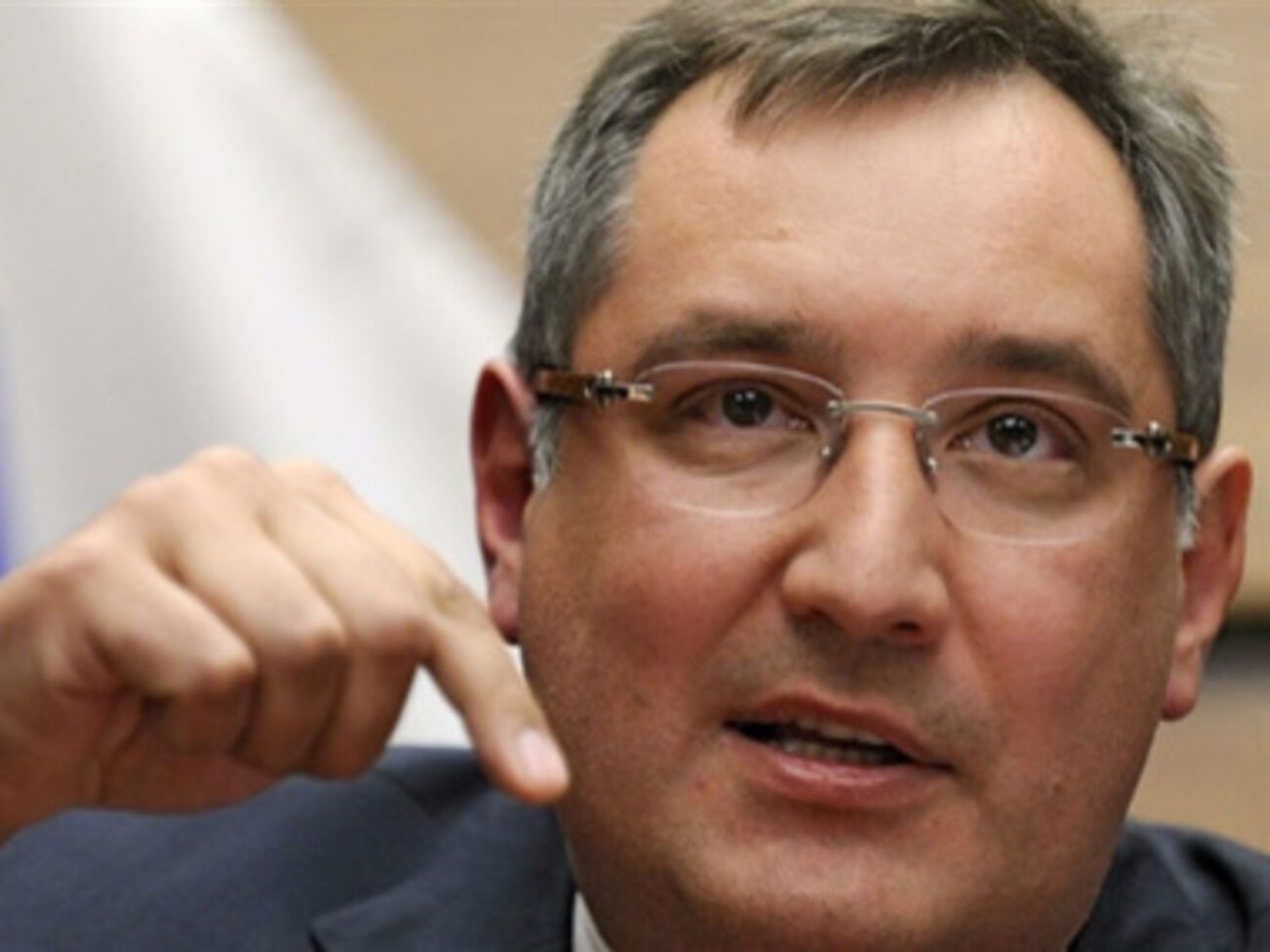 Рогозин: Вынули же мы "оборонку" из кризиса и уже начали гордиться ею