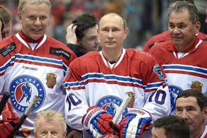 Владимир Путин забил восемь голов