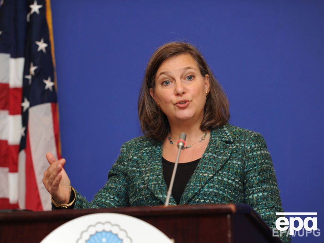 Нуланд заявила, что США настаивают на прямом диалоге сторон конфликта