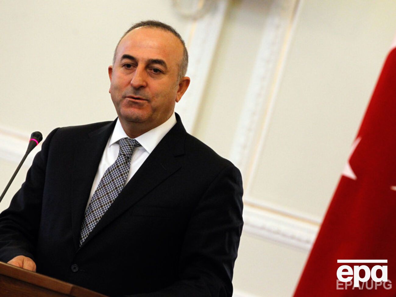 Чавушоглу заверил, что Турция не признает аннексию Крыма