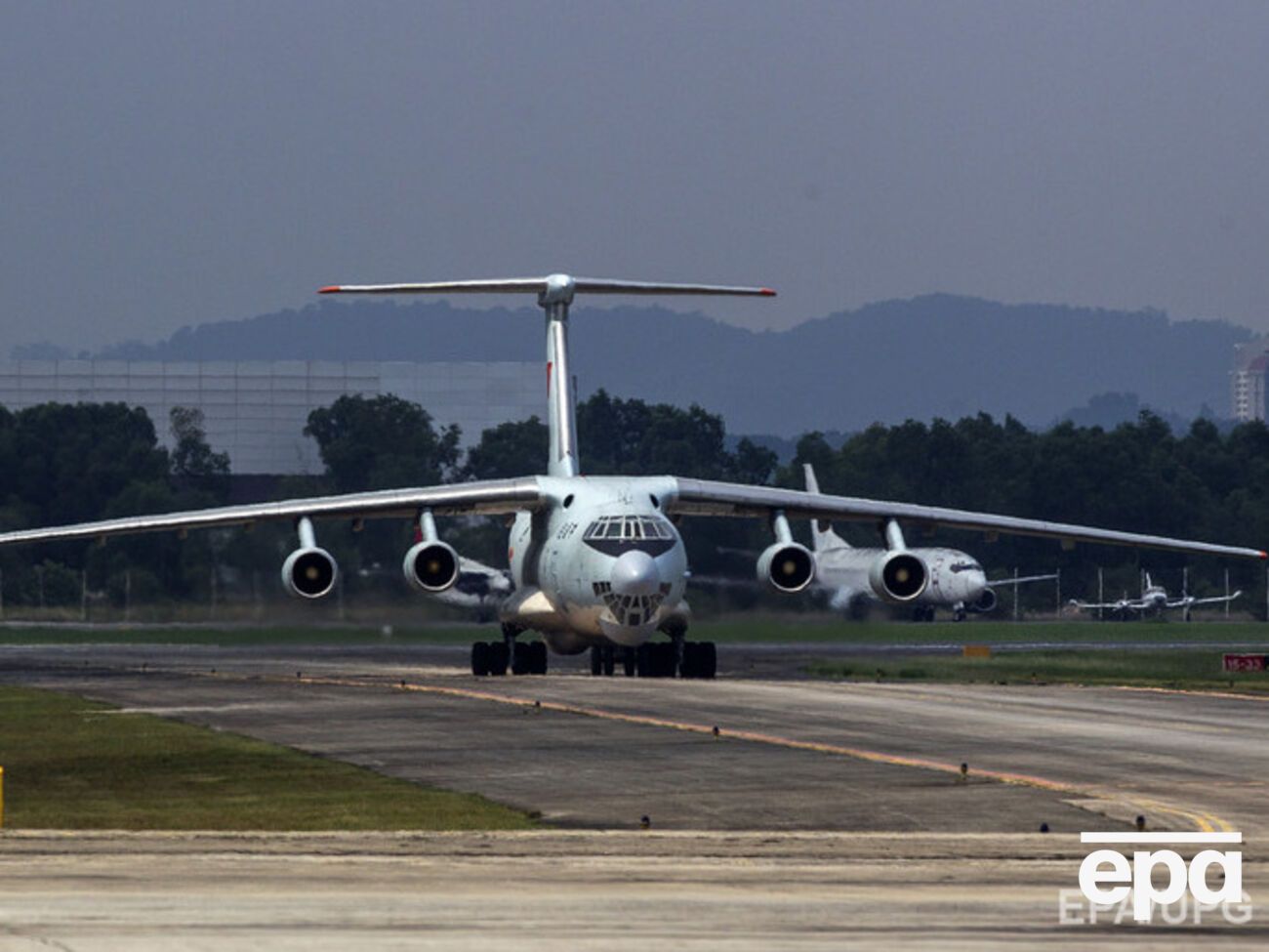 Военно-транспортный самолет Ил-76