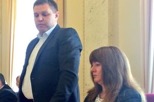 Кандидаты в члены Высшего совета юстиции Алексей Маловацкий и Ирина Мамонтова