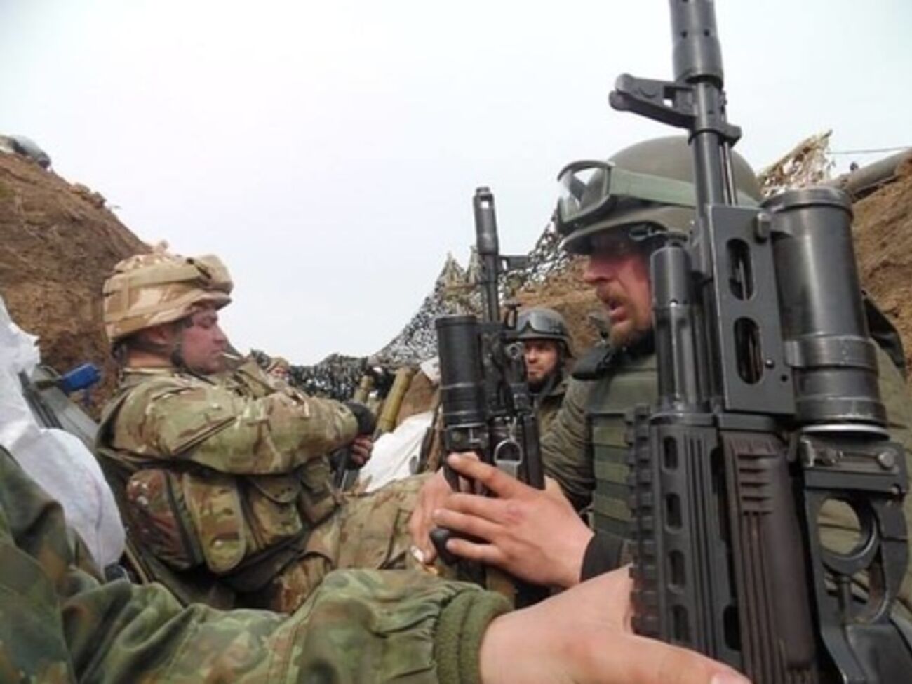 Боевики продолжают обстрелы