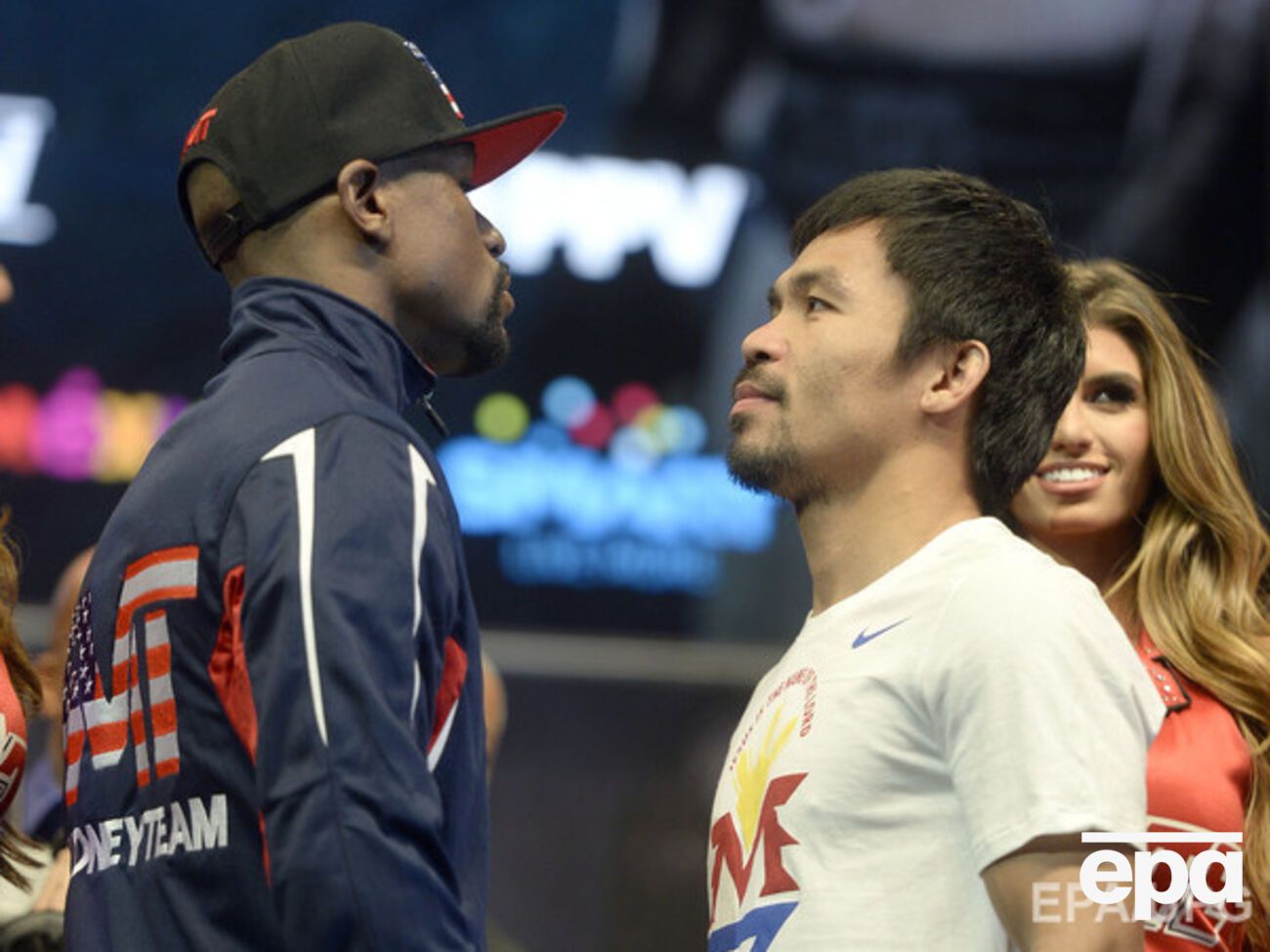 Майвезер провел на профессиональном ринге 47 боев и во всех одержал победу, у Пакьяо 64 боя при пяти поражениях