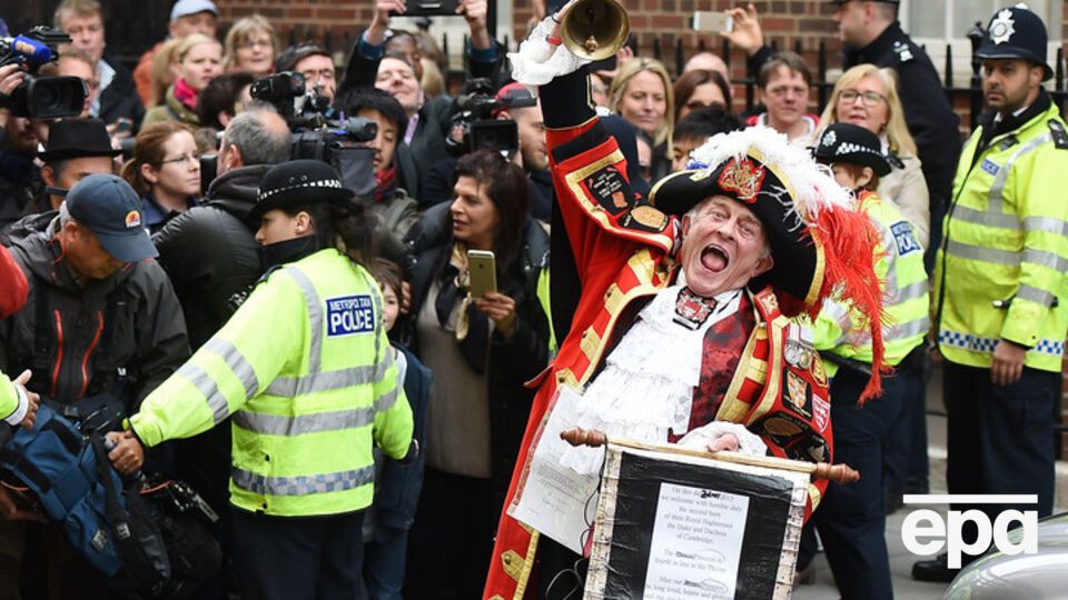 Британцы радуются рождению еще одной наследницы престола