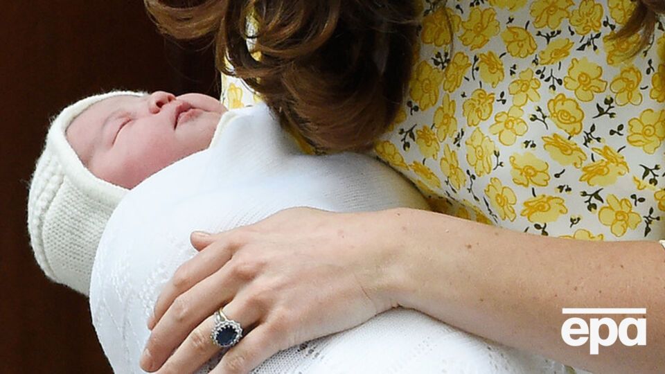 Первая фотосессия правнучки королевы Елизаветы II