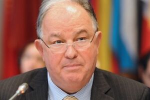 Глава СММ ОБСЕ в Украине Эртугрул Апакан