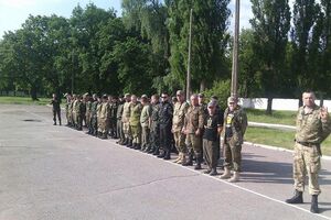 18---20 мая "Карпатская Сечь" находится на базе 93-й отдельной механизированной бригады