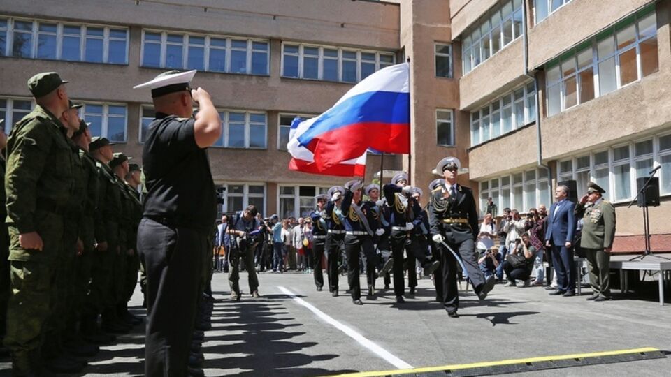 Жителей оккупированного Крыма призывают в российскую армию