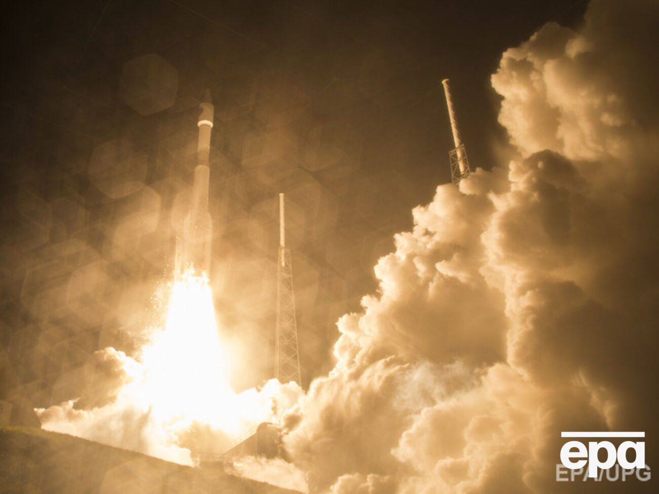 На орбиту шаттл вывела ракета-носитель Atlas