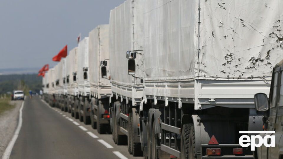 Колонна разделится: часть машин отправится в Донецк, остальные --- в Луганск