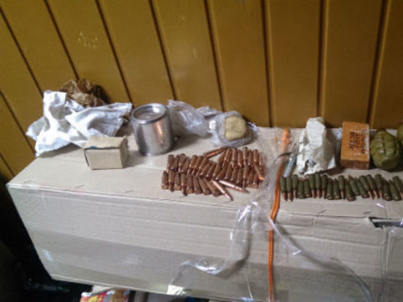 Оружие у мужчин изъяли