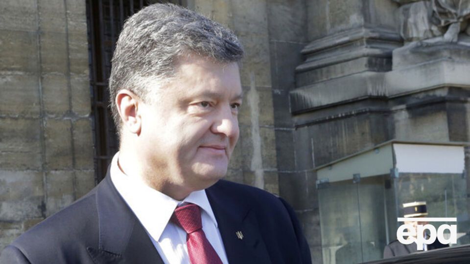 Порошенко находится в Риге