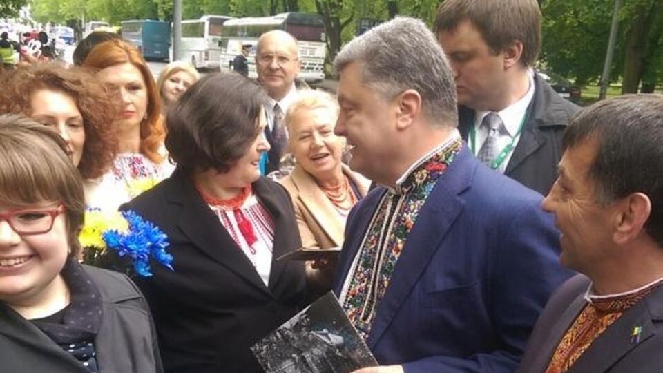 Петр Порошенко прибыл в Латвию с двухдневным визитом