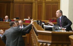 Рада приняла в первом чтении два законопроекта о ввозе в Украину электромобилей на льготных условиях