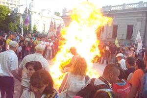 По Радой подожгли шины