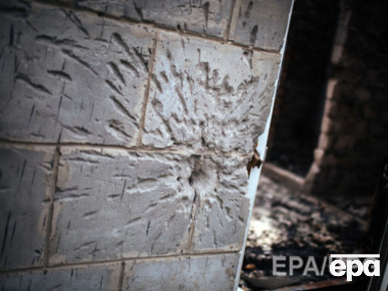 Пресс-центр АТО: Боевики обстреляли церковь, когда в ней на молебен собрались люди