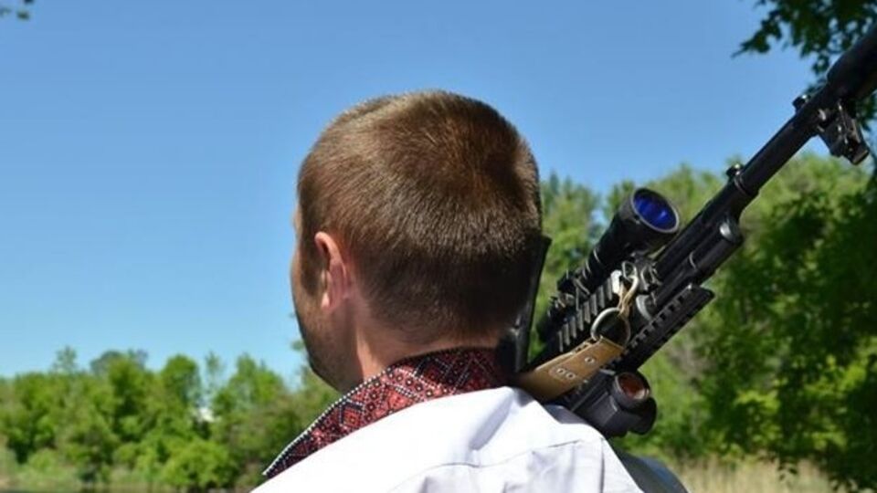 В вышиванках ходили сегодня горожане, депутаты и бойцы АТО