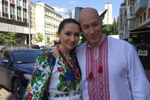 День вышиванки в Украине. Во флешмобе поучаствовали политики, артисты и журналисты. Фоторепортаж