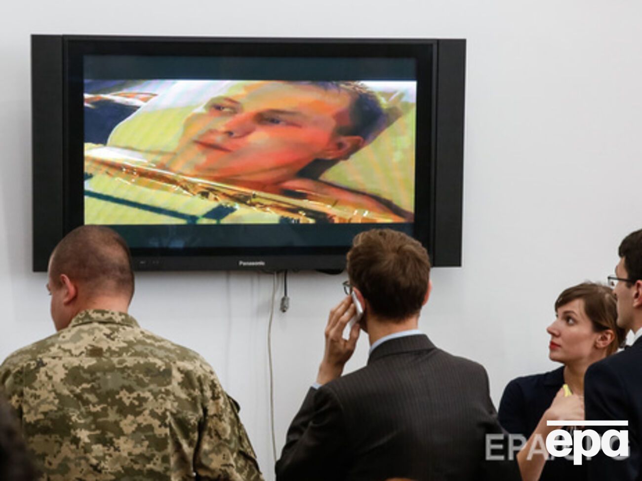 Российские военные жалуются на то, что посольство РФ не навещает их