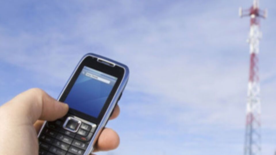 В "ДНР" намерены к концу лета наштамповать 300 тыс. сим-карт мобильного оператора "Феникс"