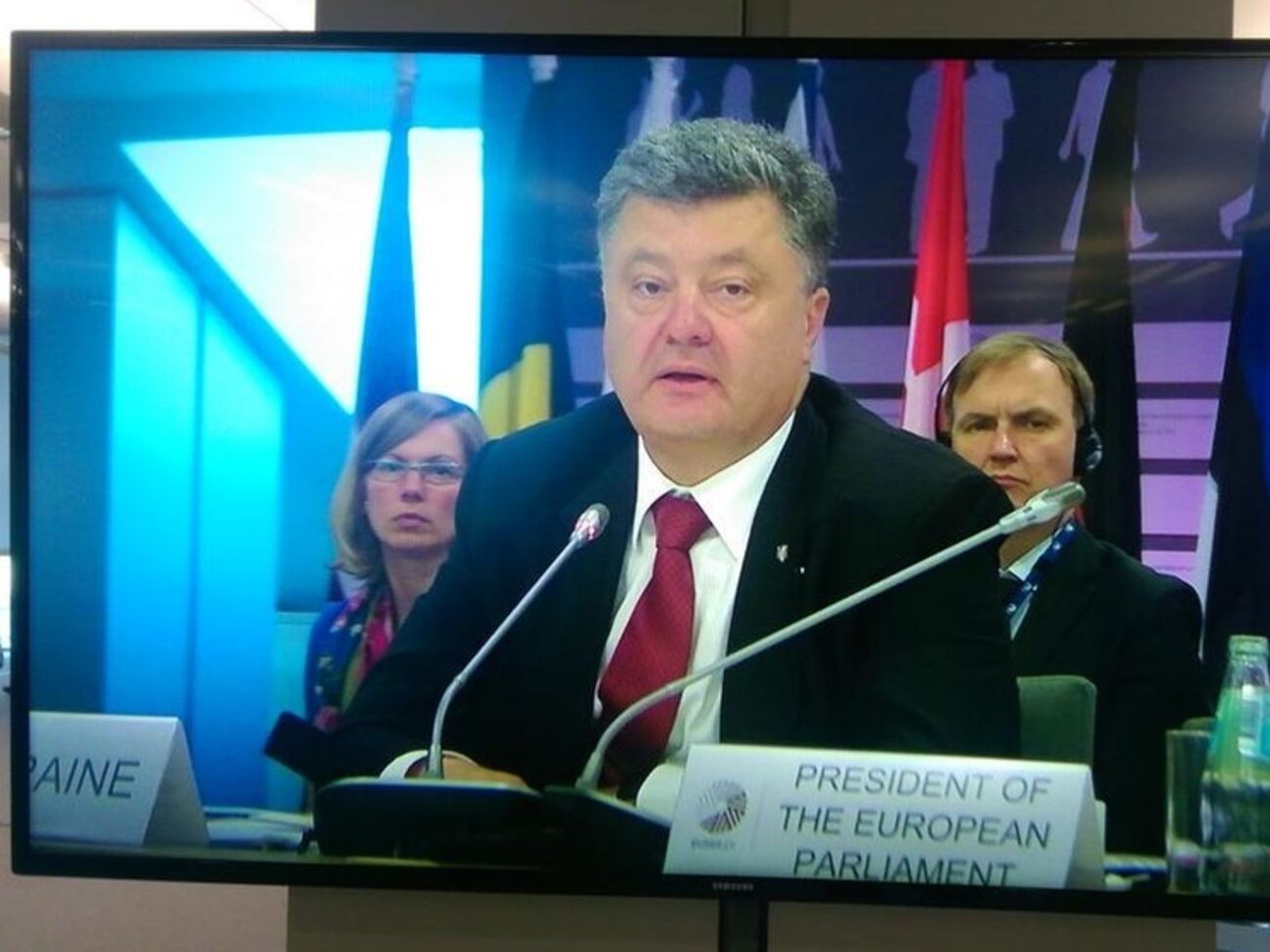 Петр Порошенко анонсировал освобождение "киборга" Олега Кузьминых