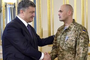 Порошенко встретился с "киборгом" Кузьминых