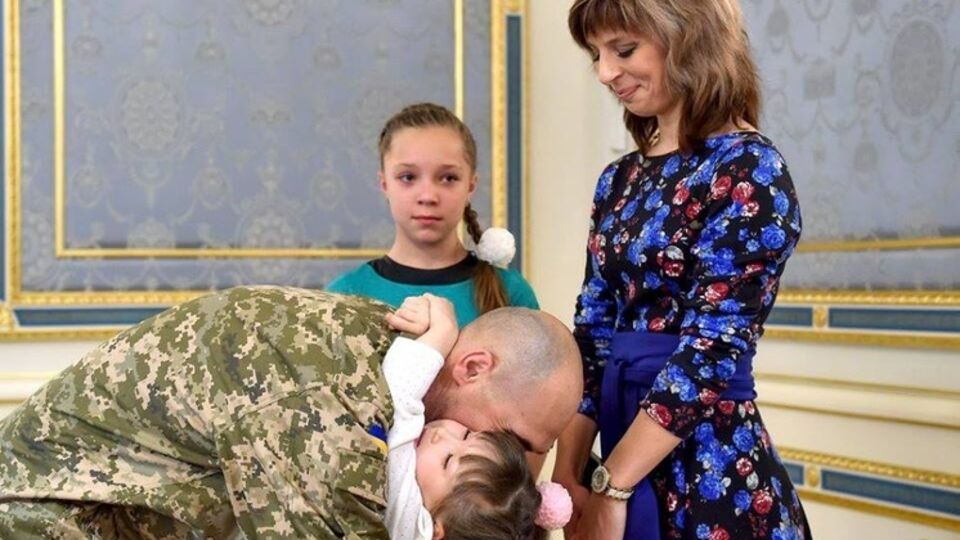 Олег Кузьминых и его семья