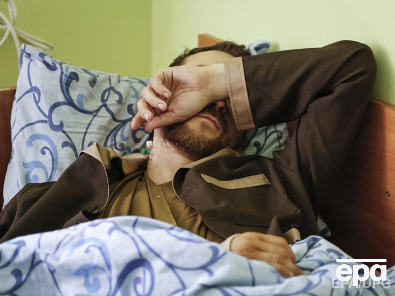 Евгений Ерофеев в палате киевского госпиталя