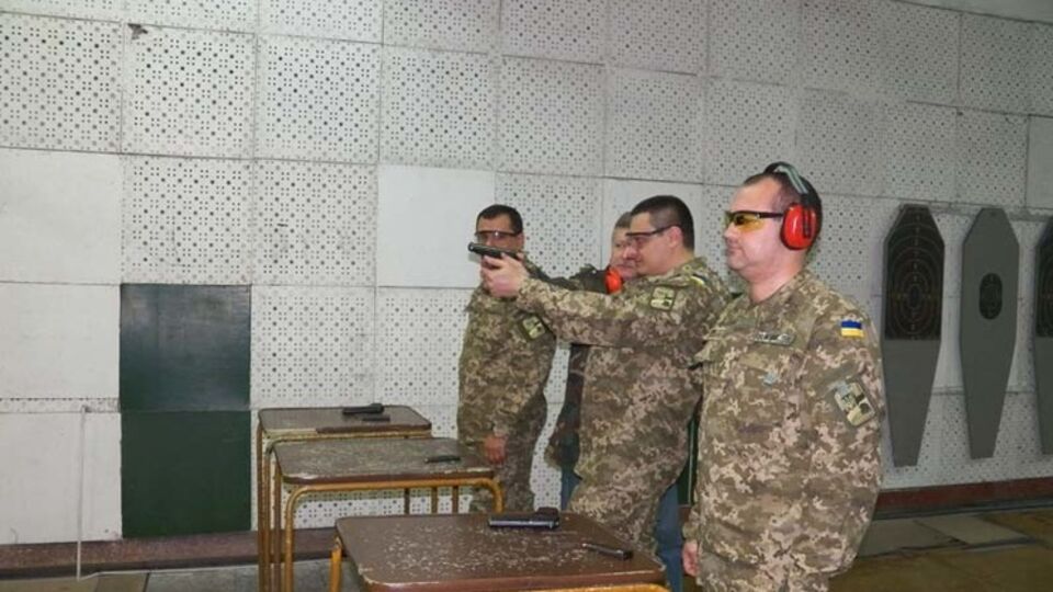 В прокуратуре подчеркнули, что данные навыки необходимы каждому военному прокурору и следователю для выполнения своих обязанностей