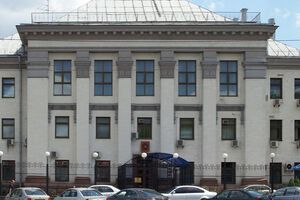 В российском посольстве заявили, что запрос на встречу с военными подали еще пять дней назад