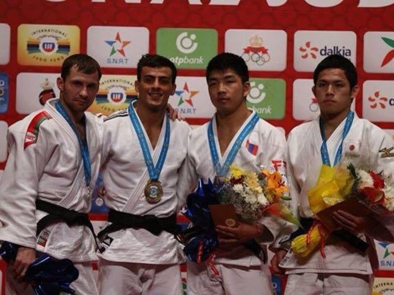 Украинский дзюдоист Георгий Зантарая (на фото второй слева)