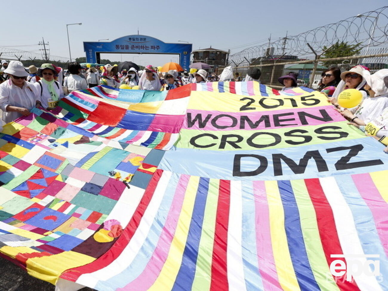 В мирном марше приняли учатие около 30 женщин-правозащитниц&nbsp;