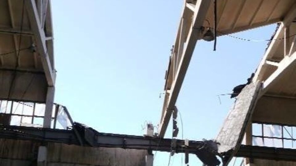 По словам генерального директора Авдеевского коксохимического завода Мусы Магомедова, в настоящее время ущерб от обстрела оценить сложно