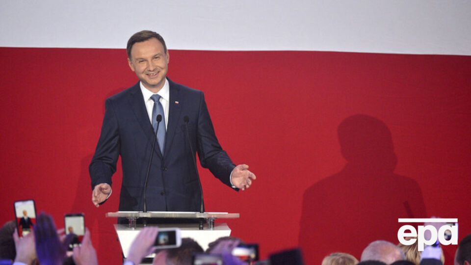 Дуда поблагодарил Коморовского за конкуренцию