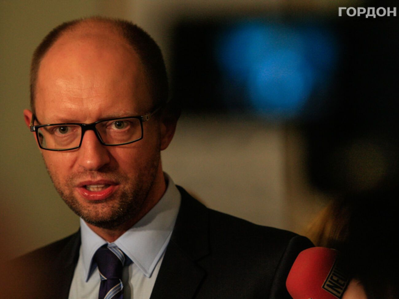 Арсений Яценюк: Если это прекращение огня, тогда объясните мне, что такое огонь