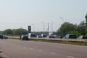 Под Харьковом местный житель убил двоих человек и взял заложников на АЗС. Фоторепортаж