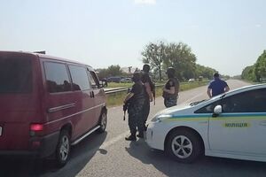 Преступник требовал дать ему выехать в зону АТО на неподконтрольную Украине территорию