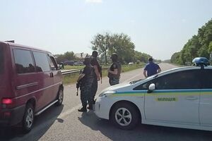 У одного из заложников произошел сердечный приступ