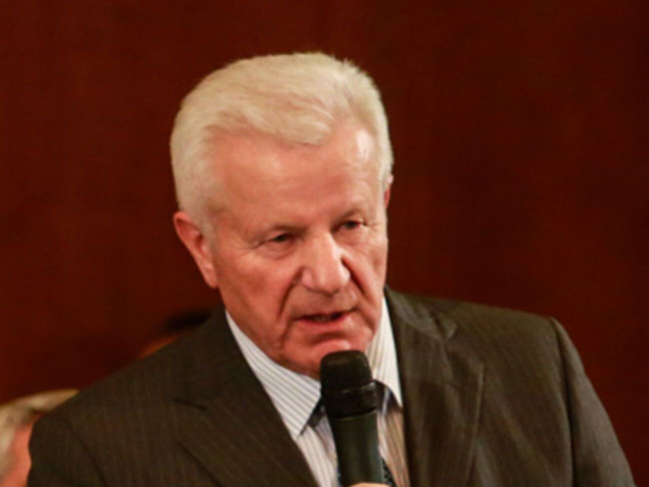 Александр Мороз:&nbsp;Порошенко правильно делает, что пытается выйти из войны на востоке мирным путем