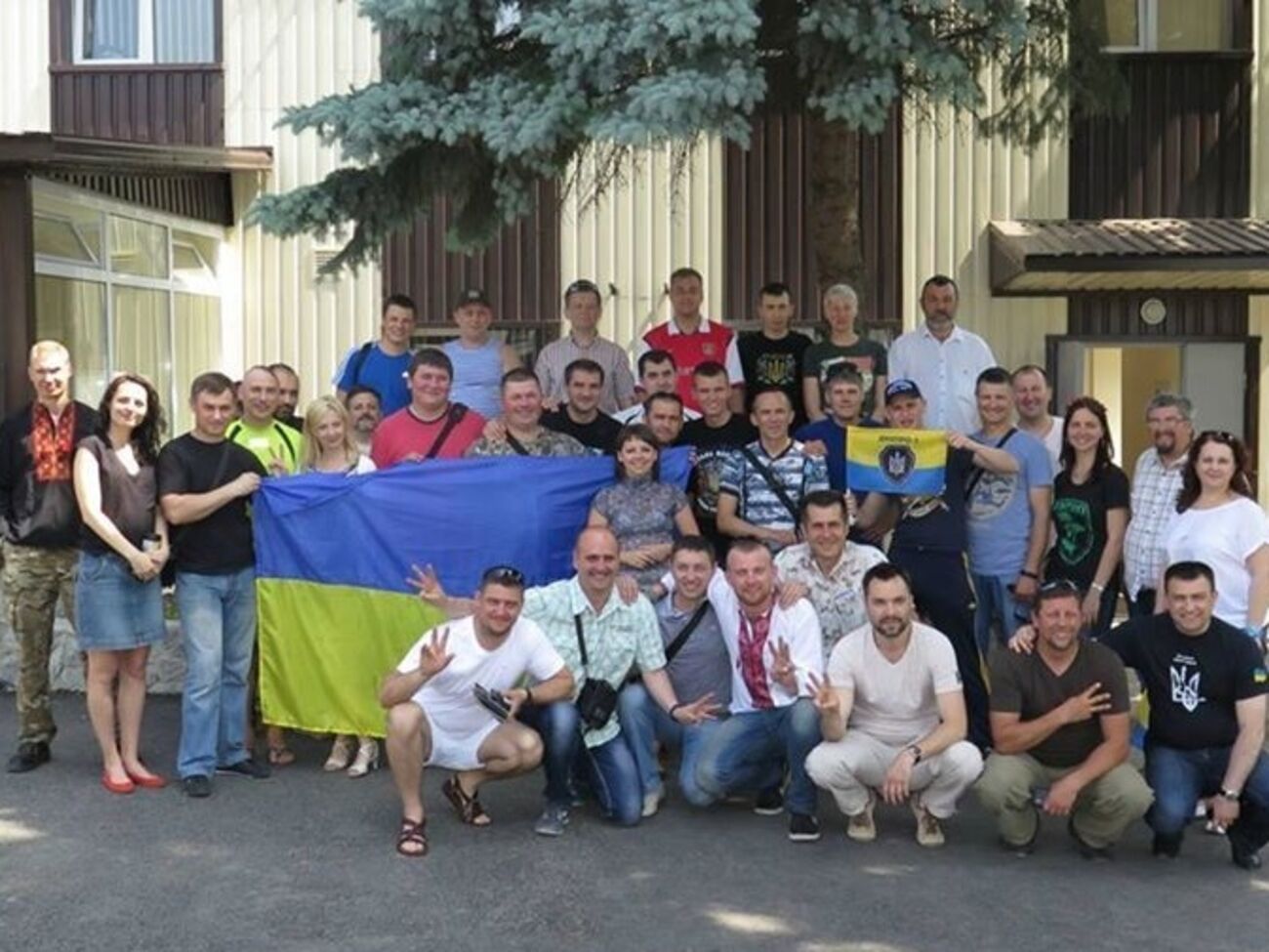 Раненные бойцы "Днепр-1" посетят матч "Днепр" --- "Севилья" в Варшаве