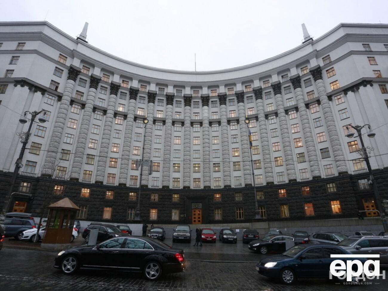 Правительство выпустило облигации под гарантии США