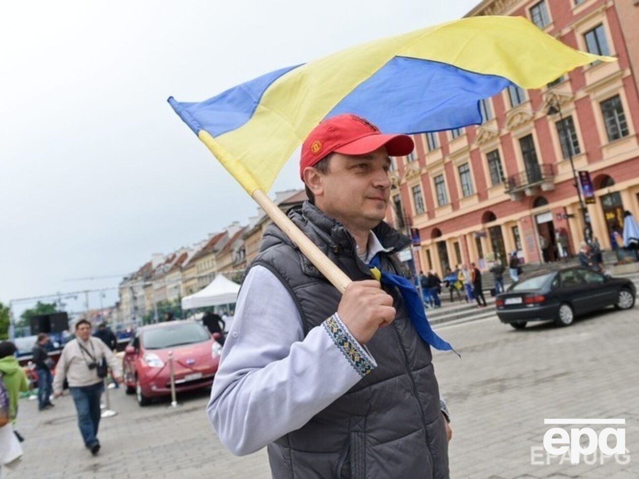 Украинцы приехали в Варшаву поддержать свою команду в историческом матче