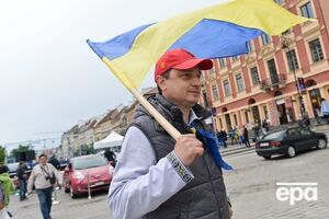Украинцы приехали в Варшаву поддержать свою команду в историческом матче